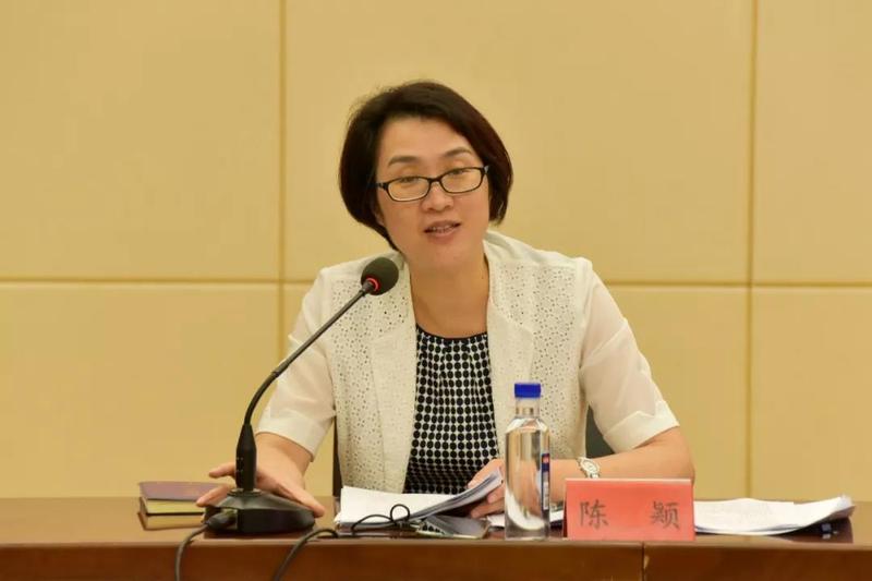 陈颖说,历届福州市名师工作室为我市承担了大量的送教送培任务,每年